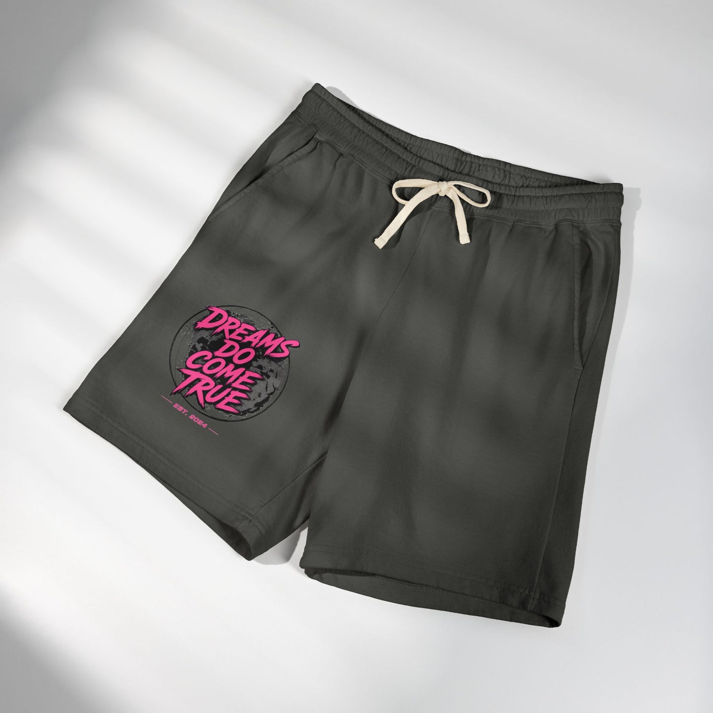 Dreams Do Come True globe graphic Shorts | Pink