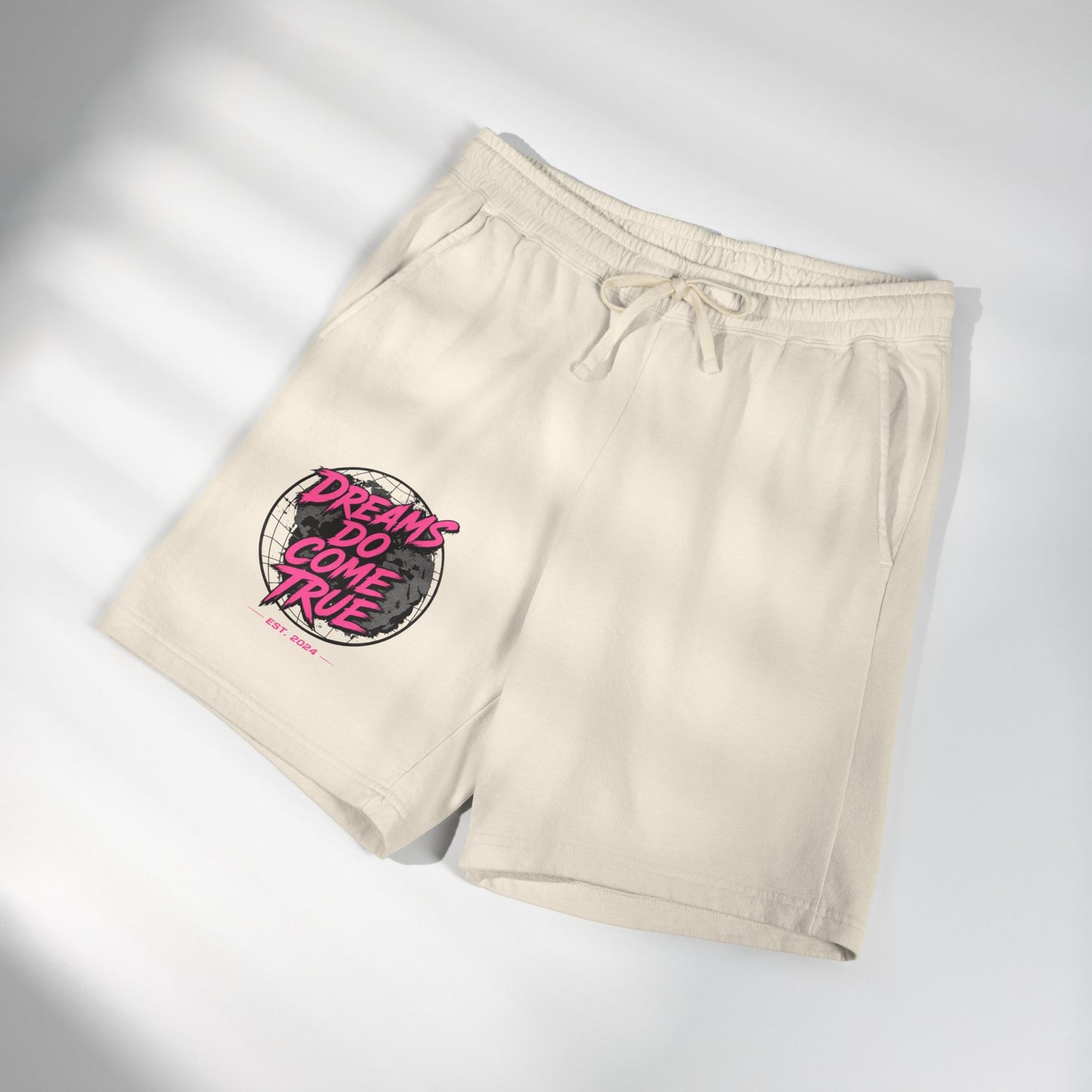 Dreams Do Come True globe graphic Shorts | Pink